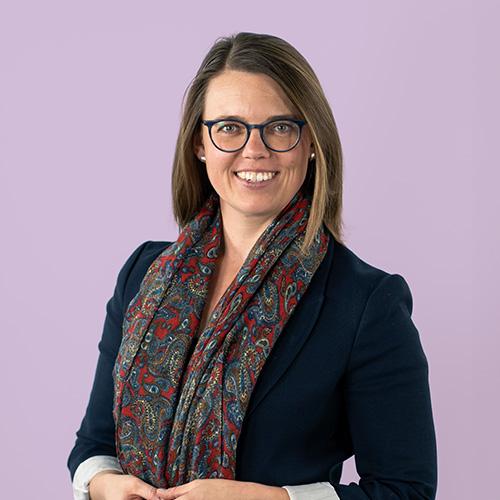 Dr. Nina Lucia Stephan
